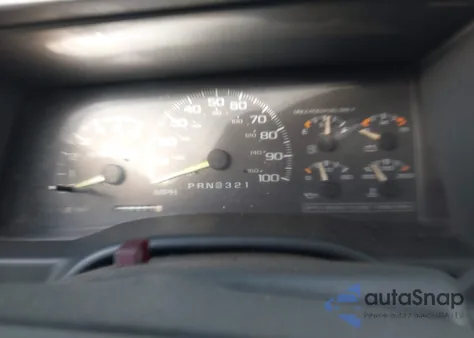 1997 Chevrolet Tahoe K1500 z USA, uszkodzony, nr VIN 3GNEK18R2VG102838